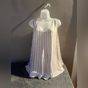 Torrid 2 cream striped v neck tank top